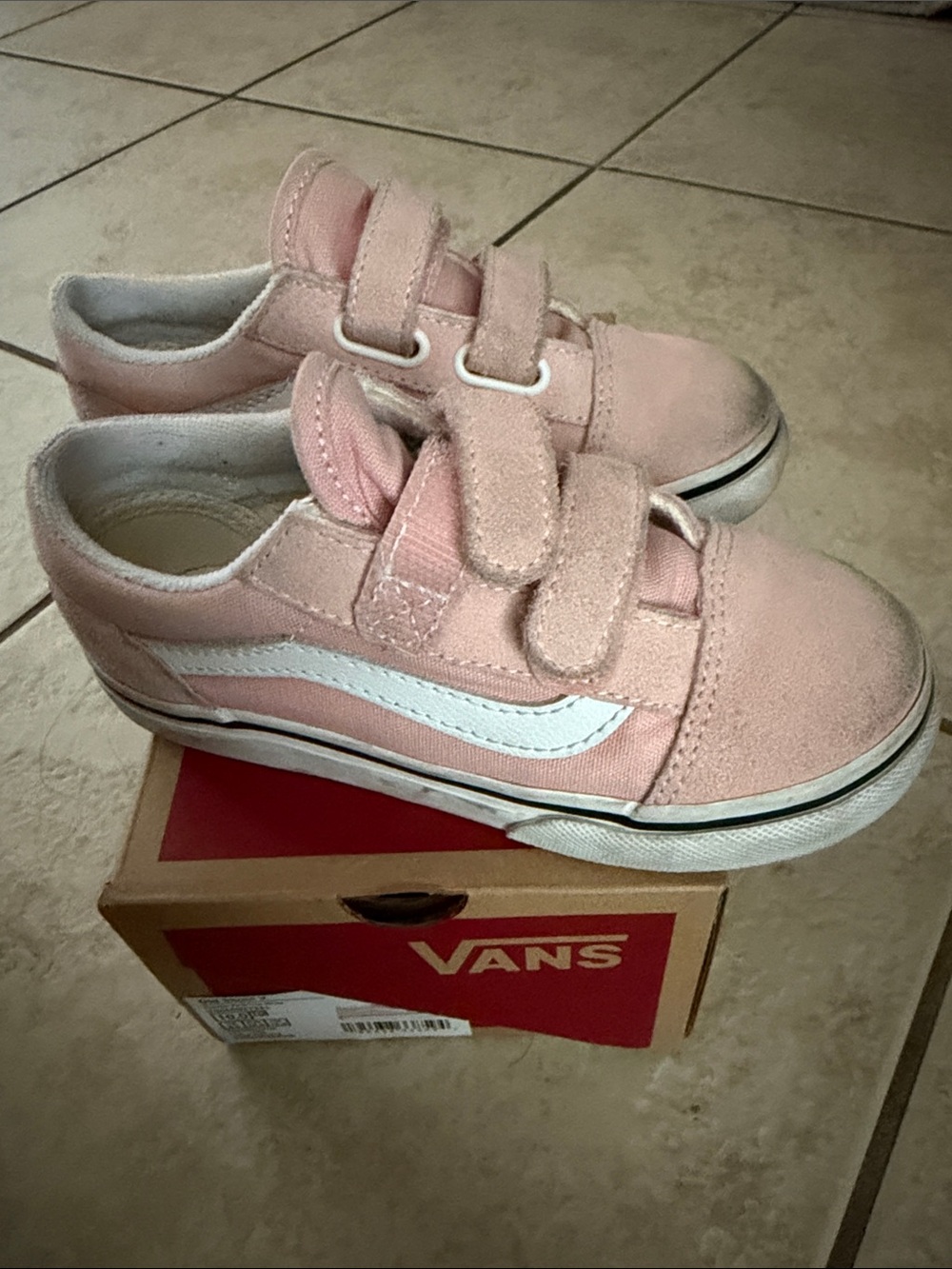 Vans Kids Pink Suede Old Skool Velcro Sneakers with White Stripe